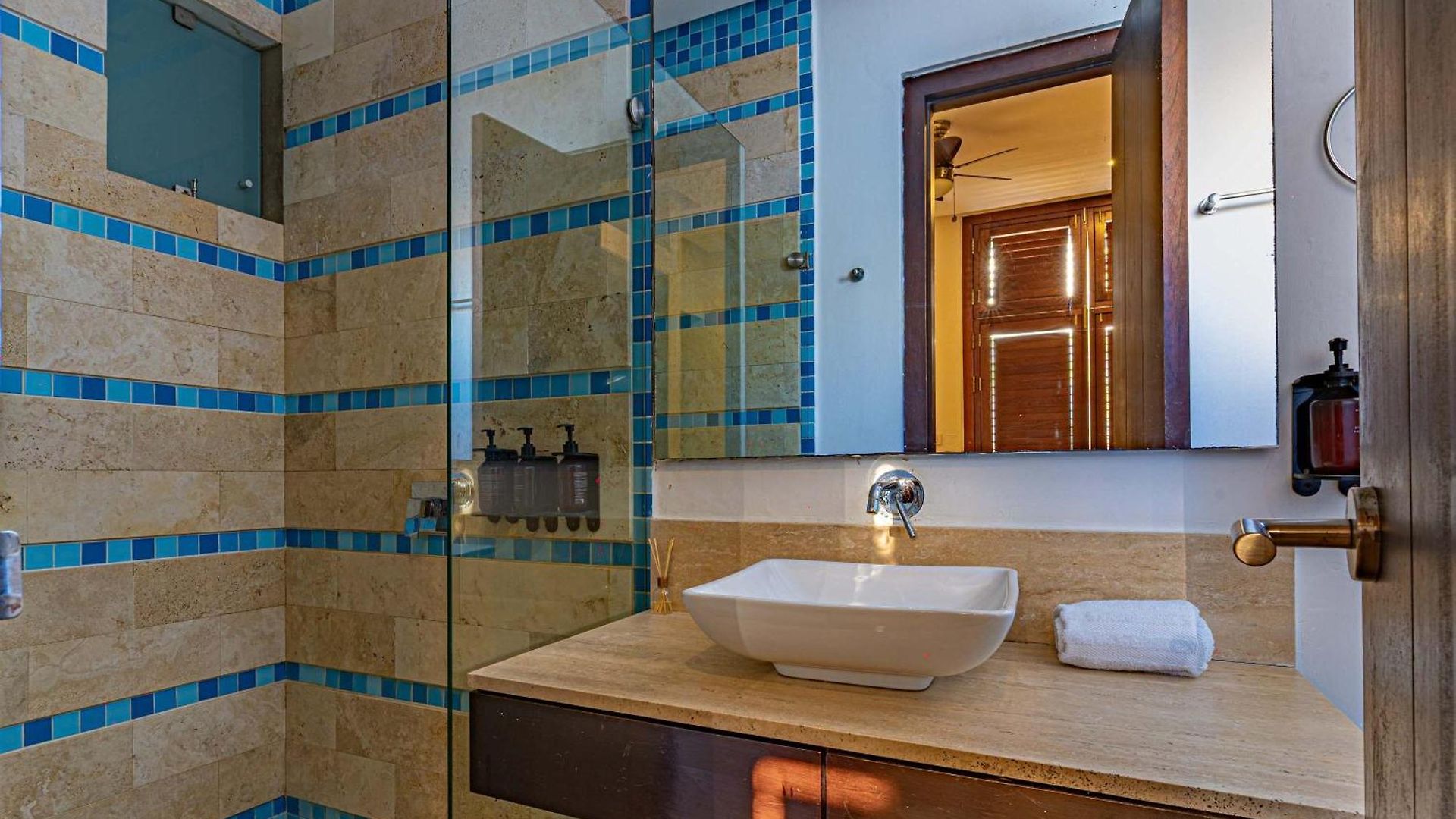 Сasa de vacaciones Dream With Pool & Jacuzzi In Ciudad Amurallada Cartagena