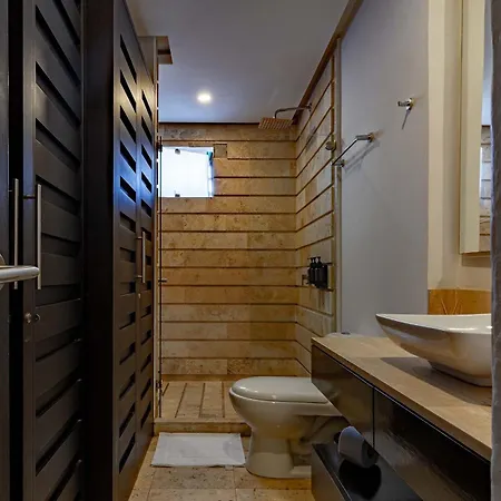 Dream With Pool & Jacuzzi In Ciudad Amurallada *